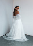 Velo Bianco Kimi bridal dress